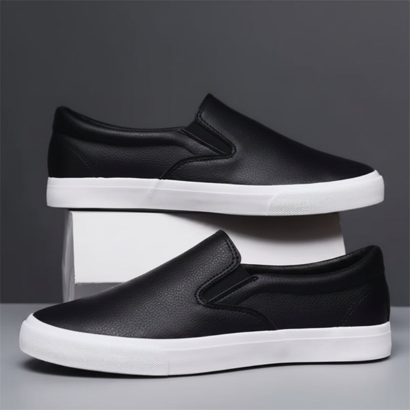 Slip-on Cuir Noir Semelle Blanche