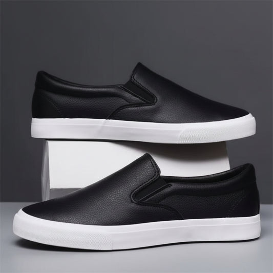 Slip-on Cuir Noir Semelle Blanche